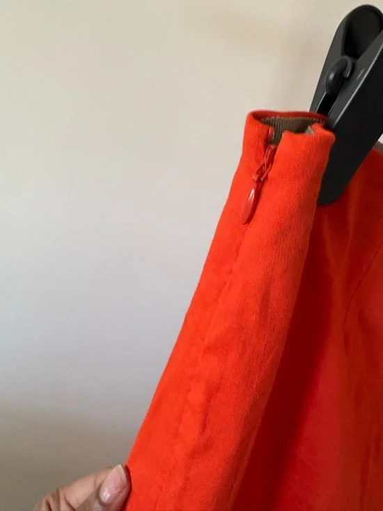 Theory Wide-Leg Pants in Bright Red - Picture 6 of 9